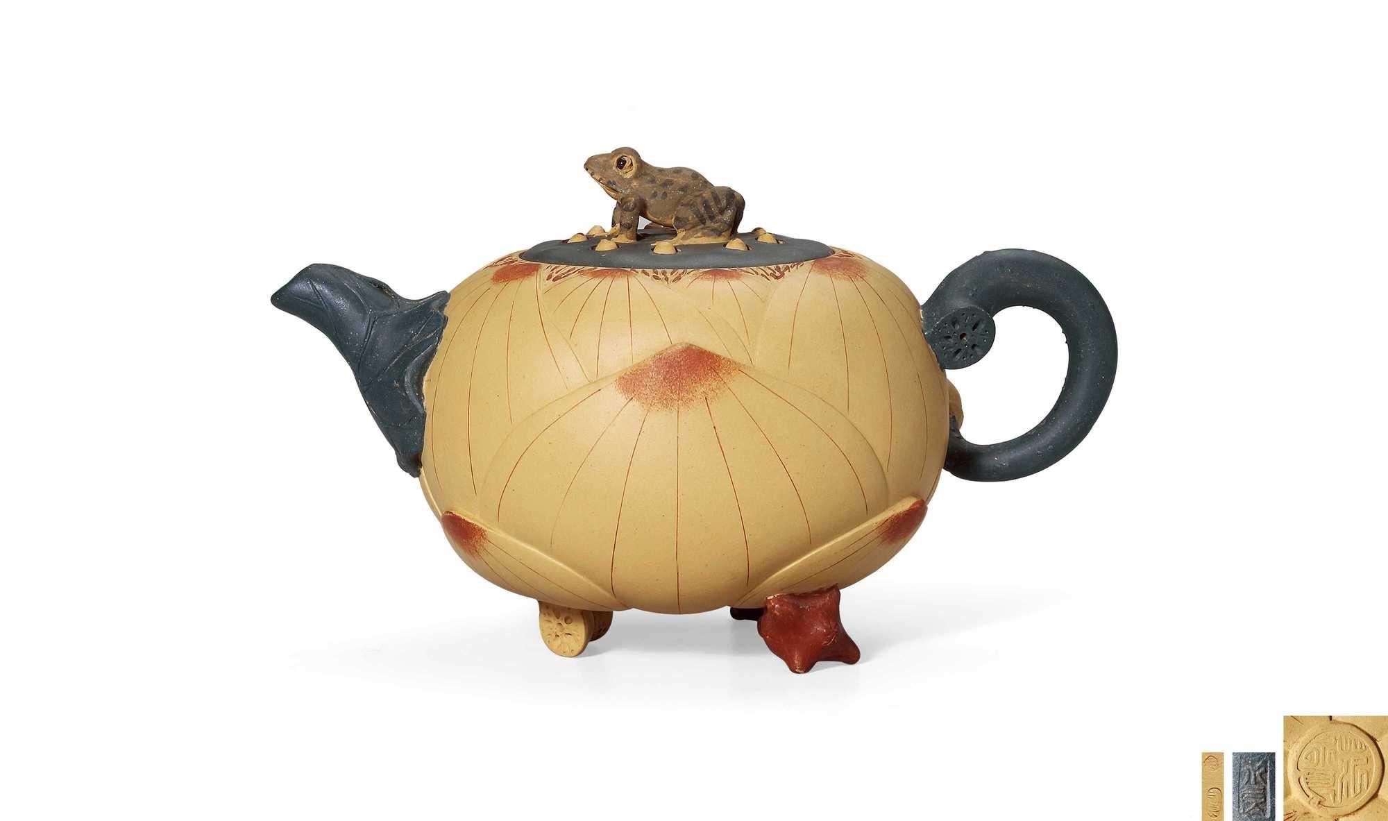 当代 范永良制荷塘青蛙壶