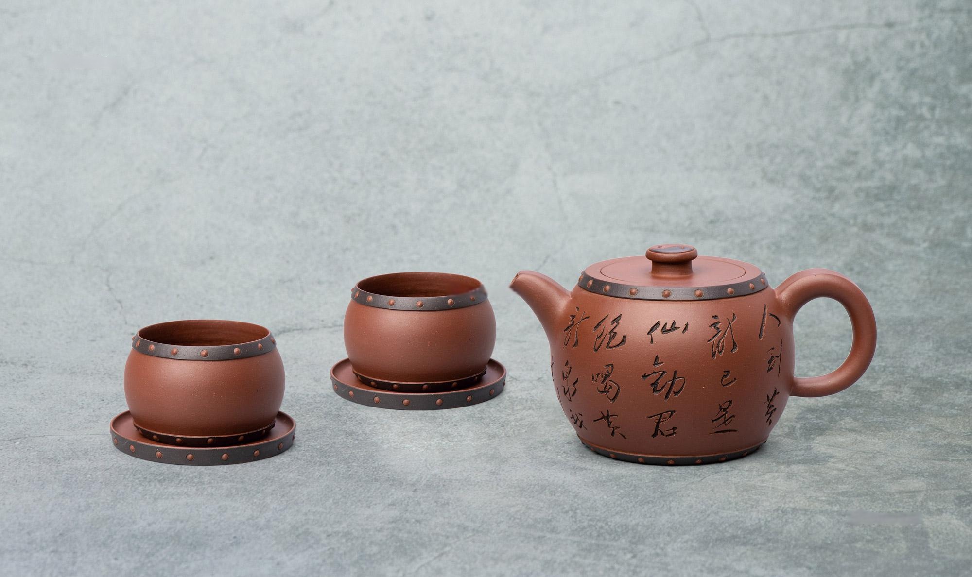 顾顺娣制冯其庸书  五头太极鼓茶具