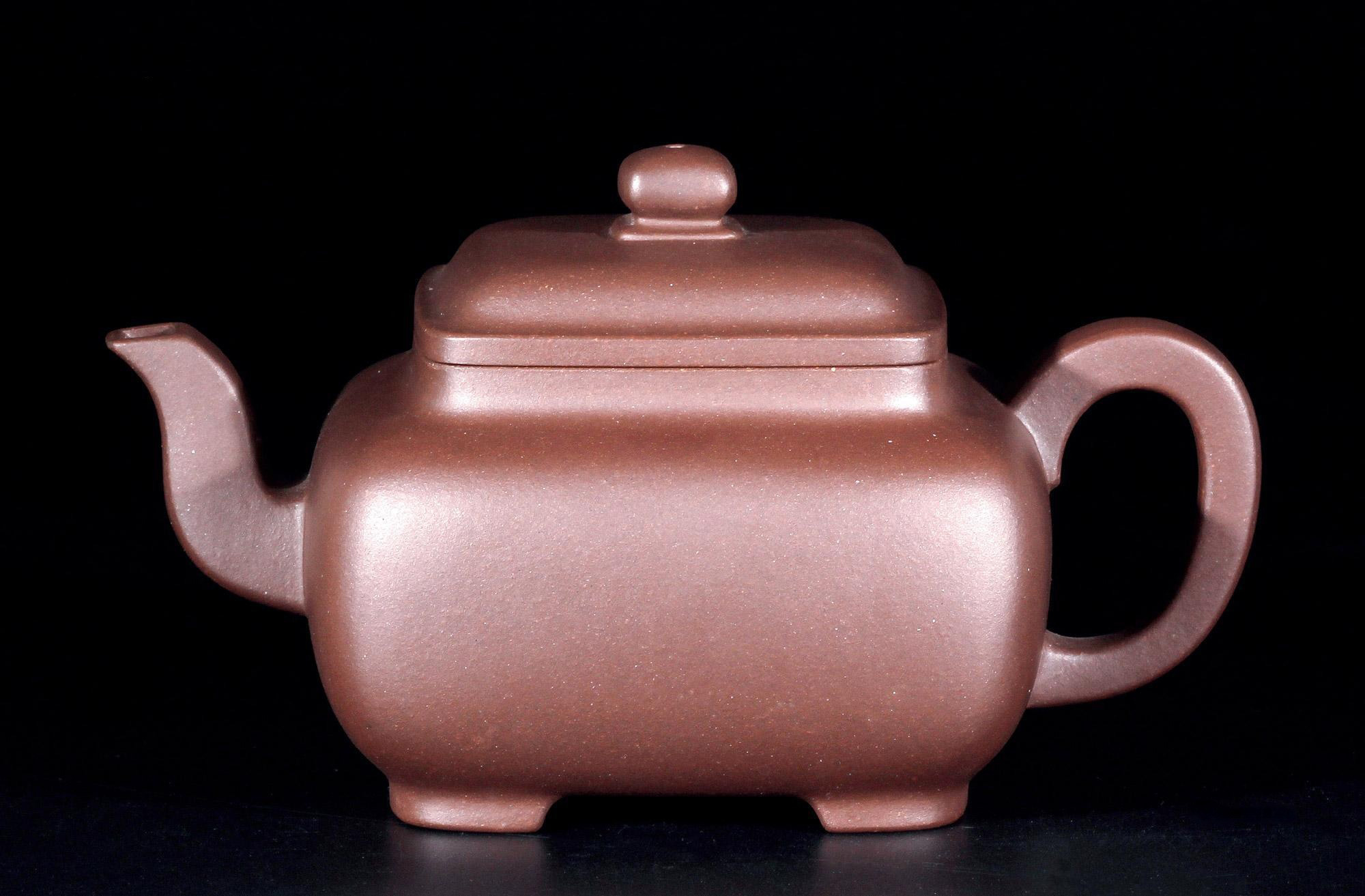 范固伦 基石