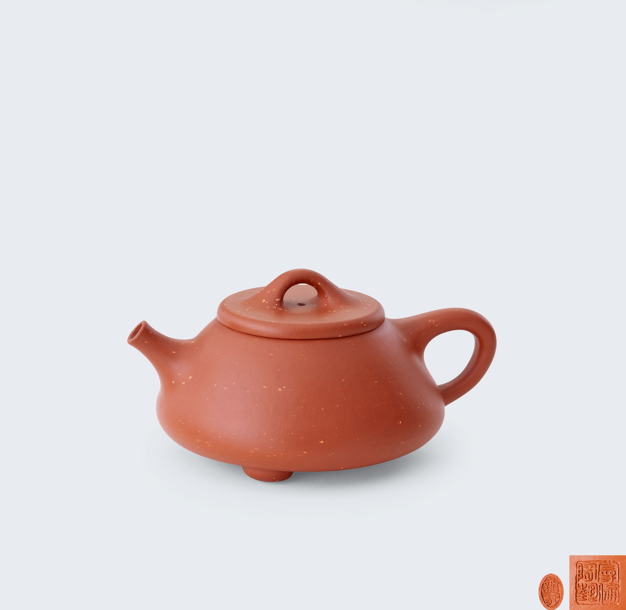 当代 谢曼伦制红泥铺砂子冶石瓢壶