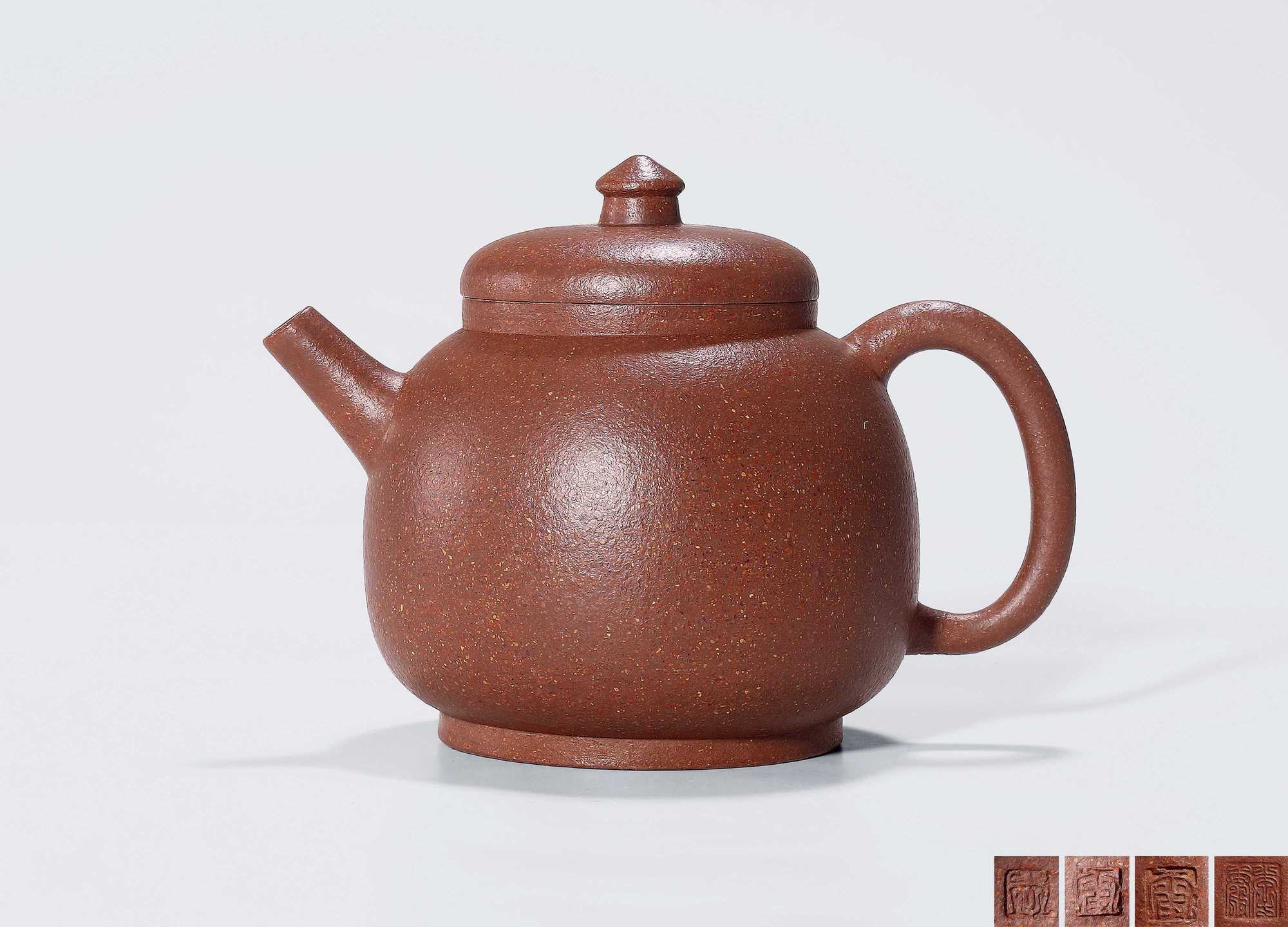 当代 李霞制桃花泥古龙蛋壶